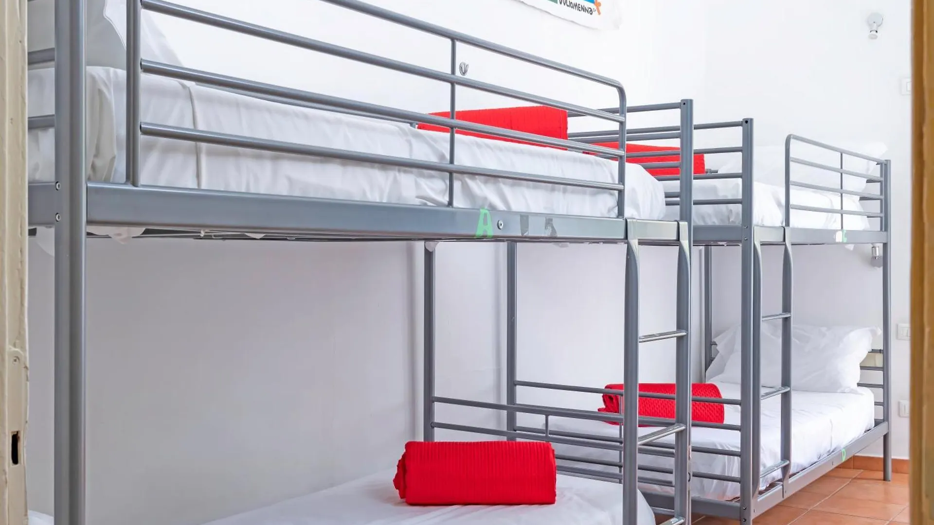 A Casa Di Amici Hostel Palermo