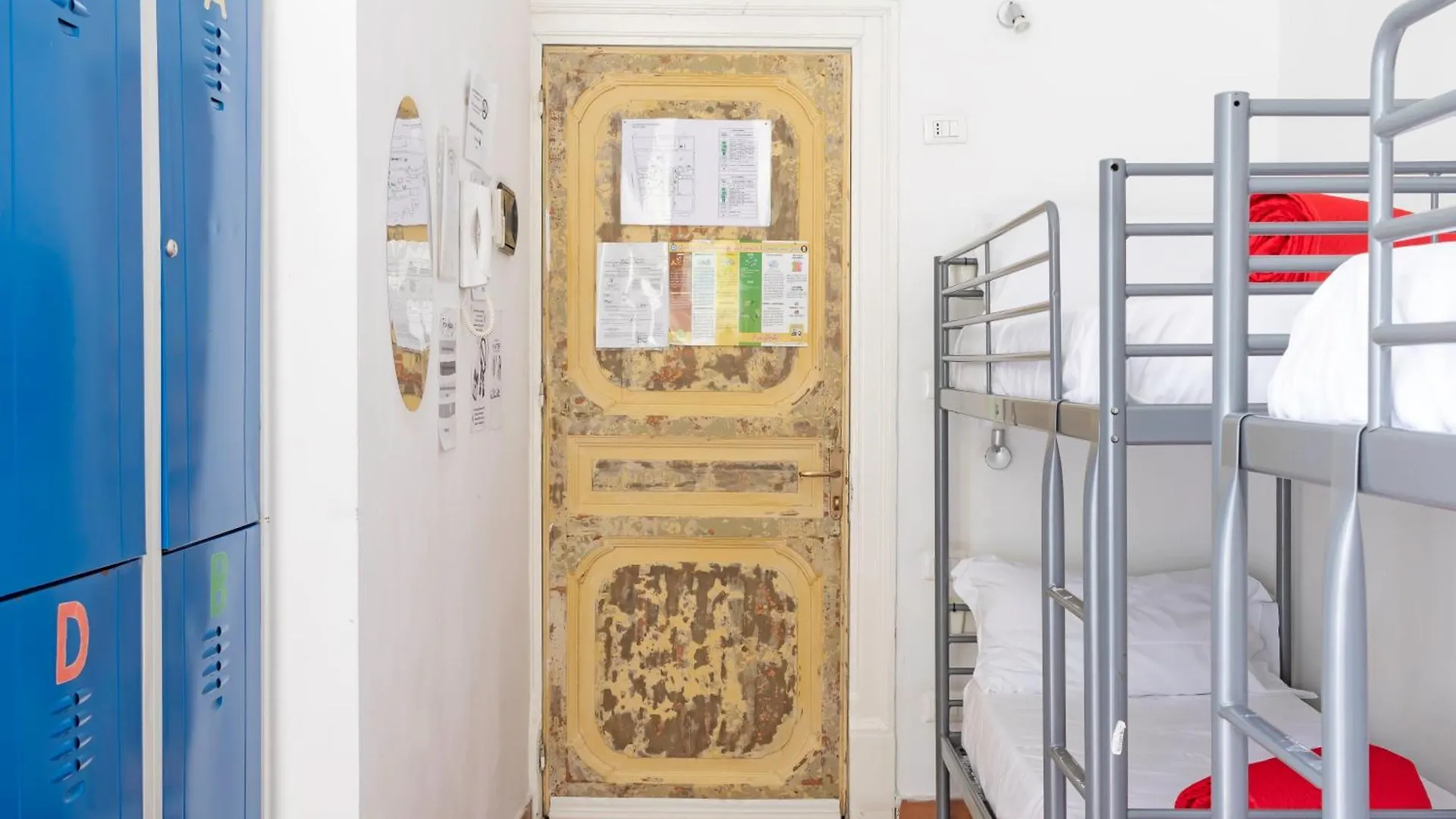 A Casa Di Amici Hostel Palermo Italy