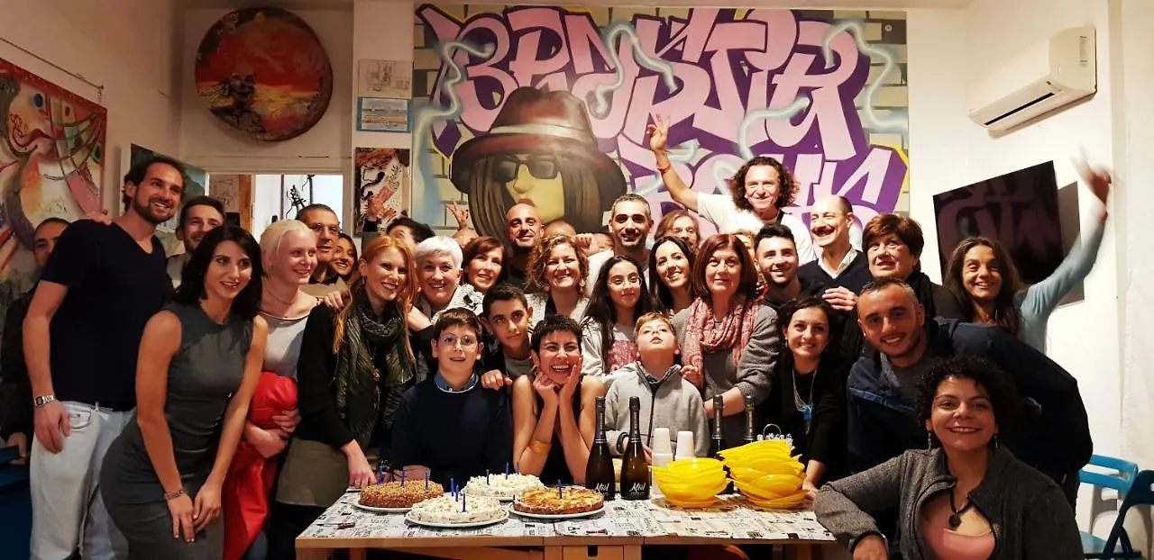 A Casa Di Amici Hostel Palermo Italy